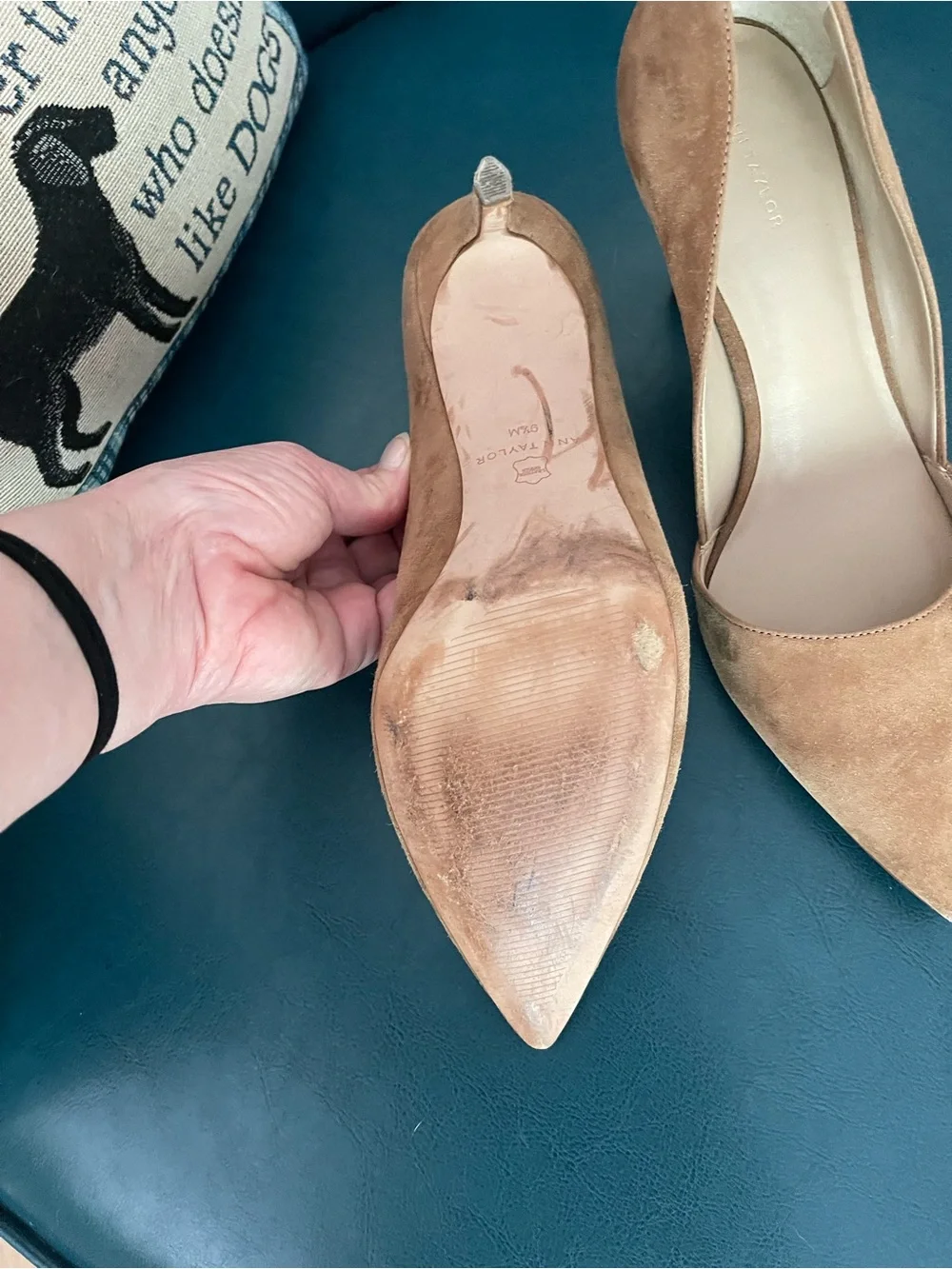 Ann Taylor Suede Pointed High Heels in Camel